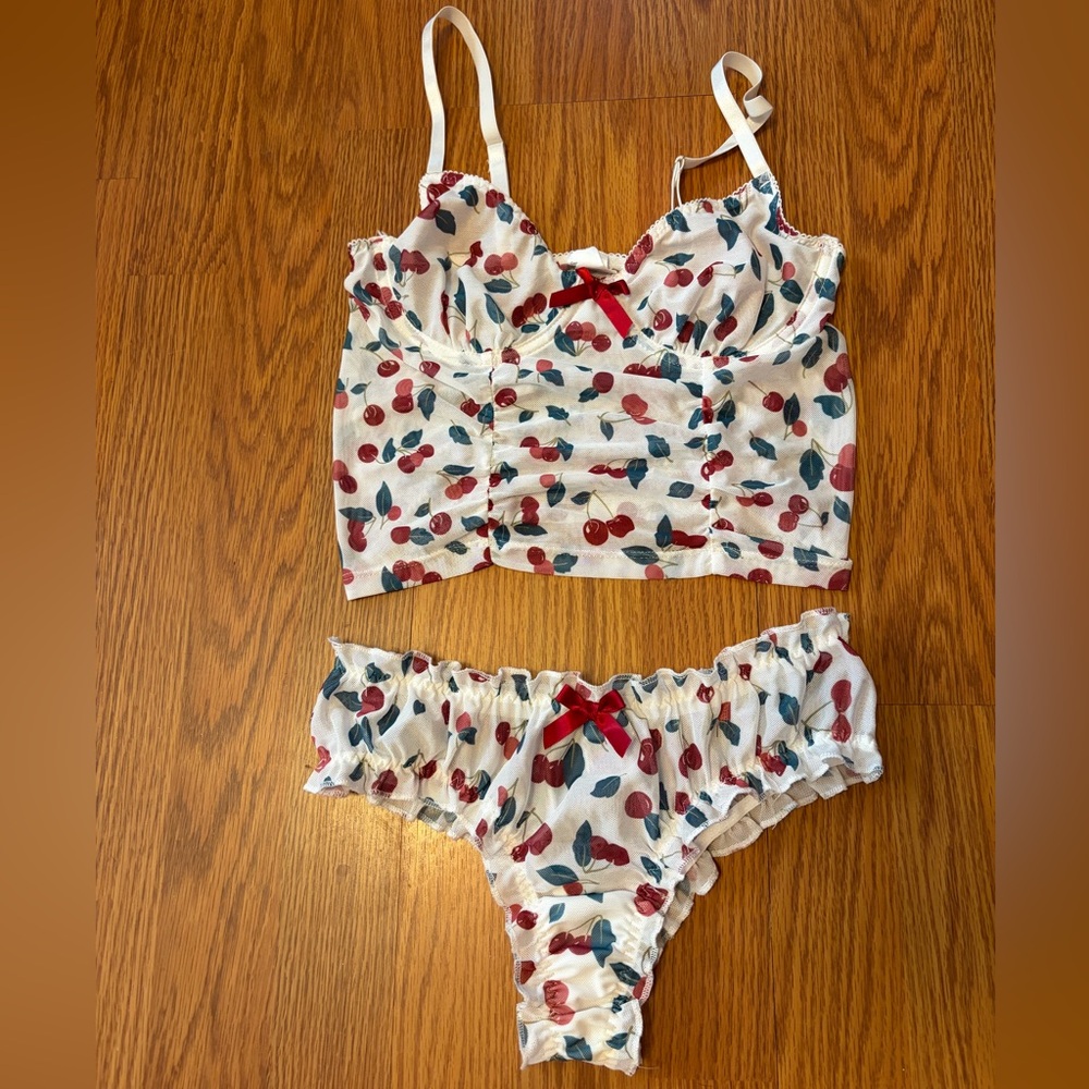 Cherry Print Women's lingerie Set